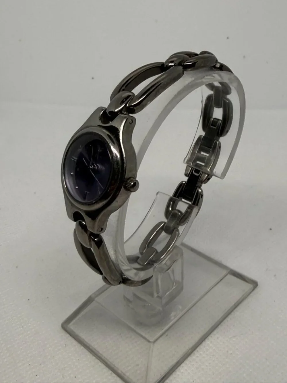 Fossil F2 Ladies Watch Gunmetal Gray Bracelet Lavender Purple Dial ES-9014
